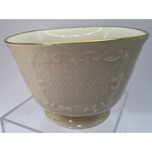 Lenox Canterbury Collection Bowl Embossed Scrolls 24K Gold Edge - Picture 1 of 6